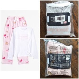 NWT A&F Abercrombie Kids Holiday Christmas Pajamas - 15/16